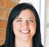Portrait de Sophie Hartwell, responsable du support client au sein de l'équipe de service